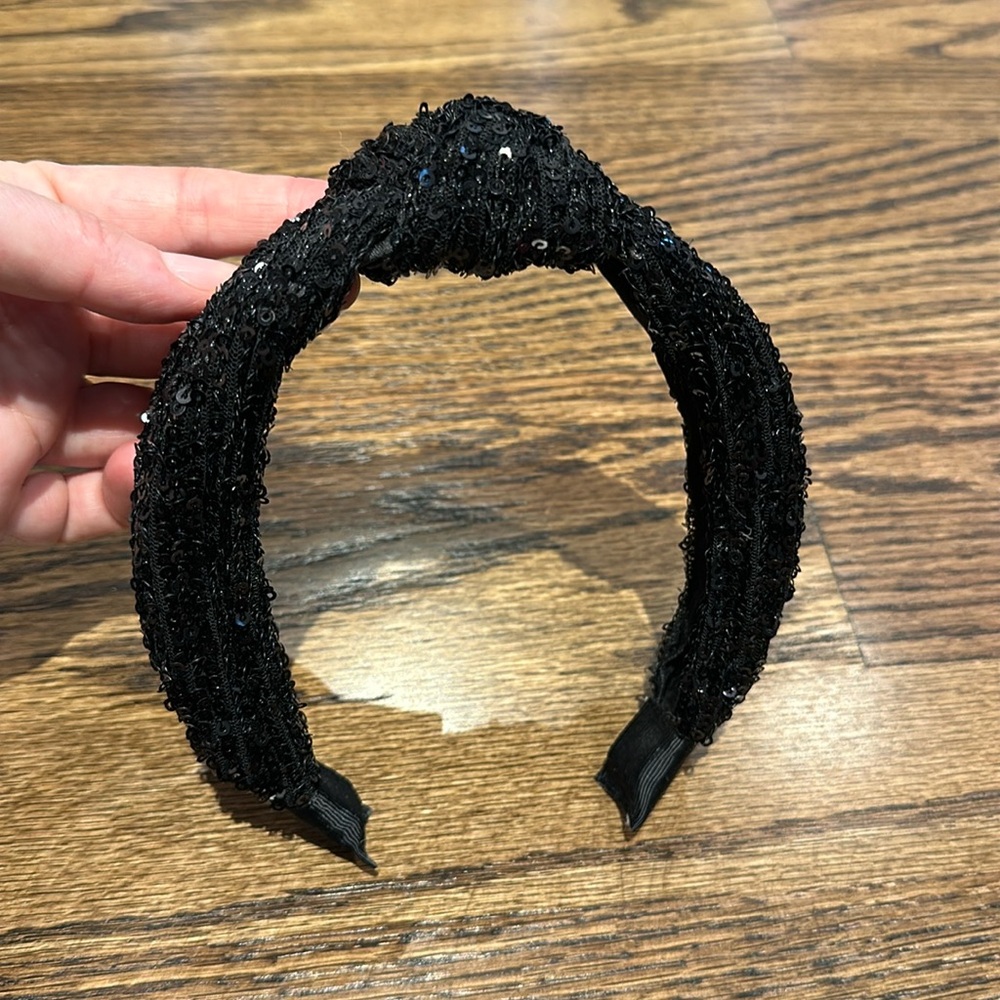 Black sequin knot headband